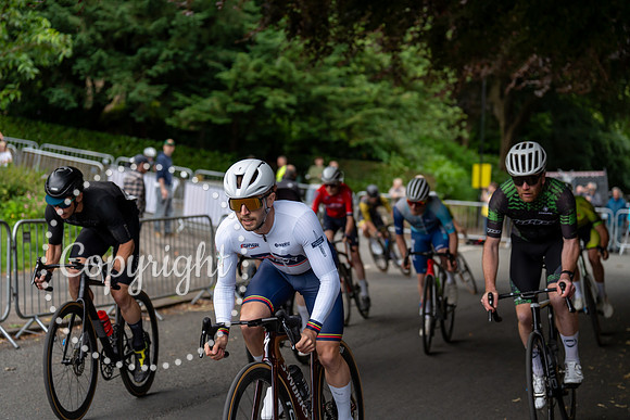 20240628 - Ilkley - 93 Cycles Mens Classic Race-12
