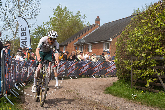 20260426 - CiCLE -335