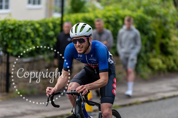 20220701 - Ilkley Mens GP-70