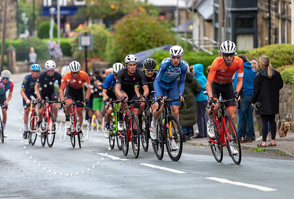 20220701 - Ilkley Mens GP-111