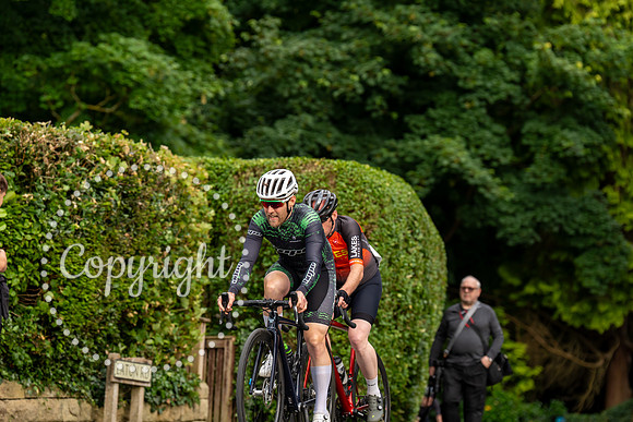 20240628 - Ilkley - 93 Cycles Mens Classic Race-37