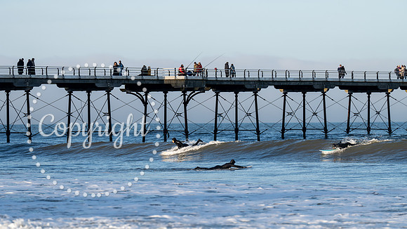 20241227 - Saltburn Surfers-15