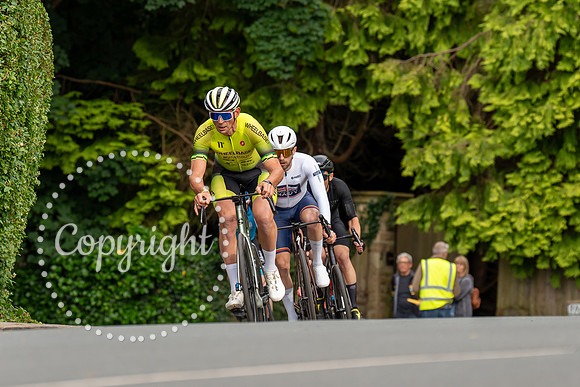 20240628 - Ilkley - 93 Cycles Mens Classic Race-40